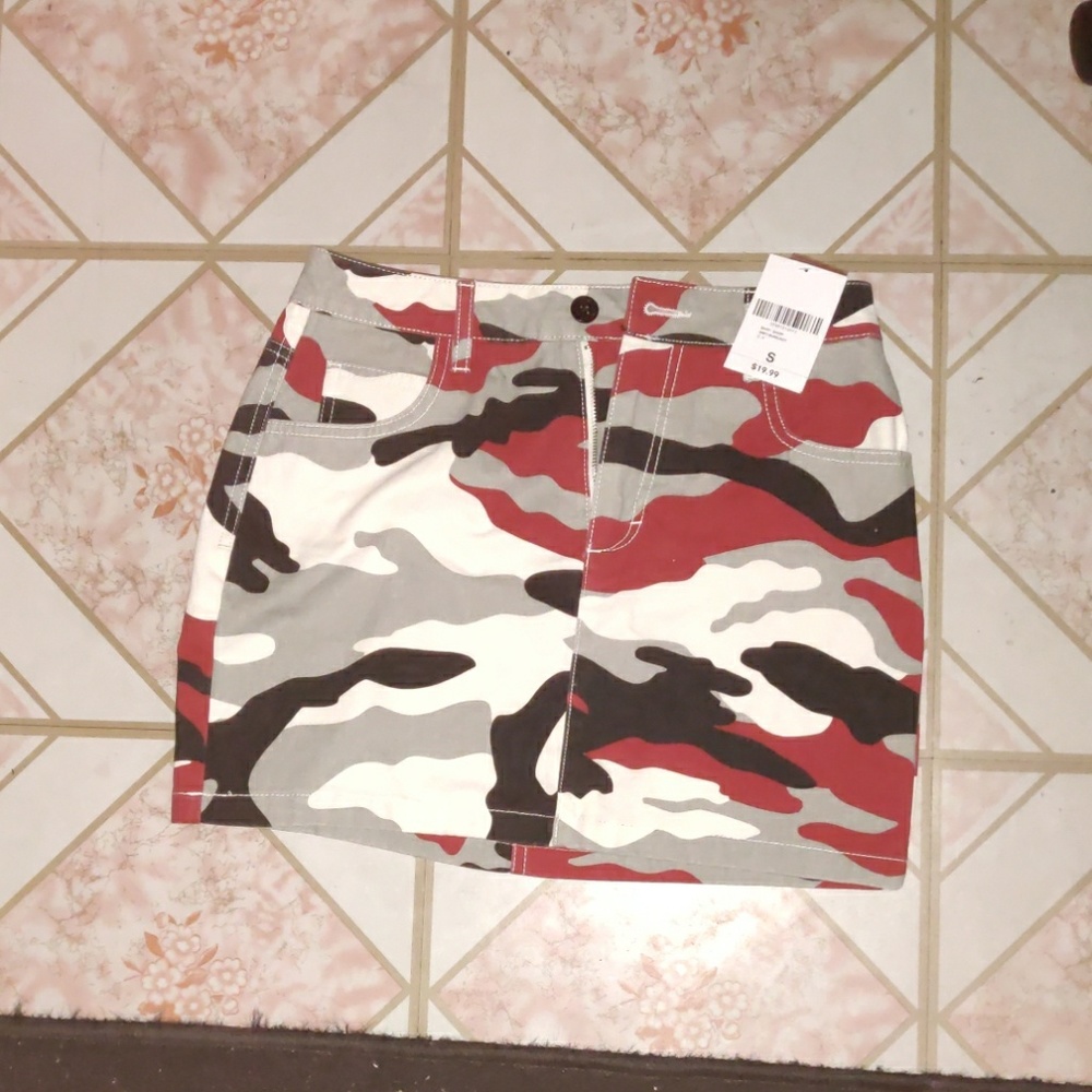 Forever 21 Skirt - Picture 1 of 8